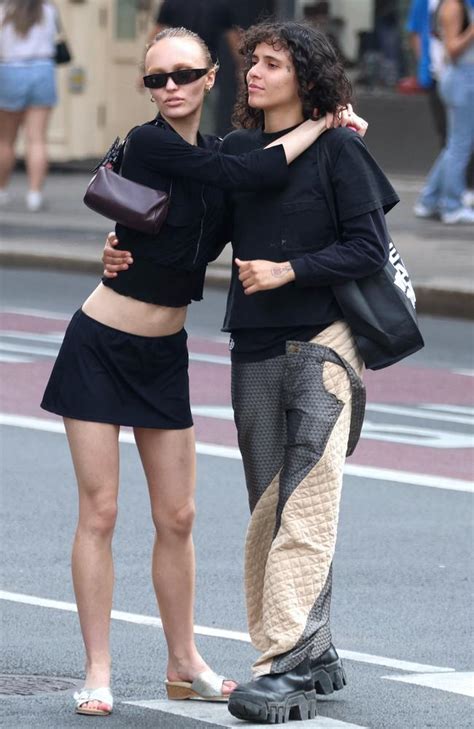 lily rose depp and 070 shake airport|lily rose depp 070.